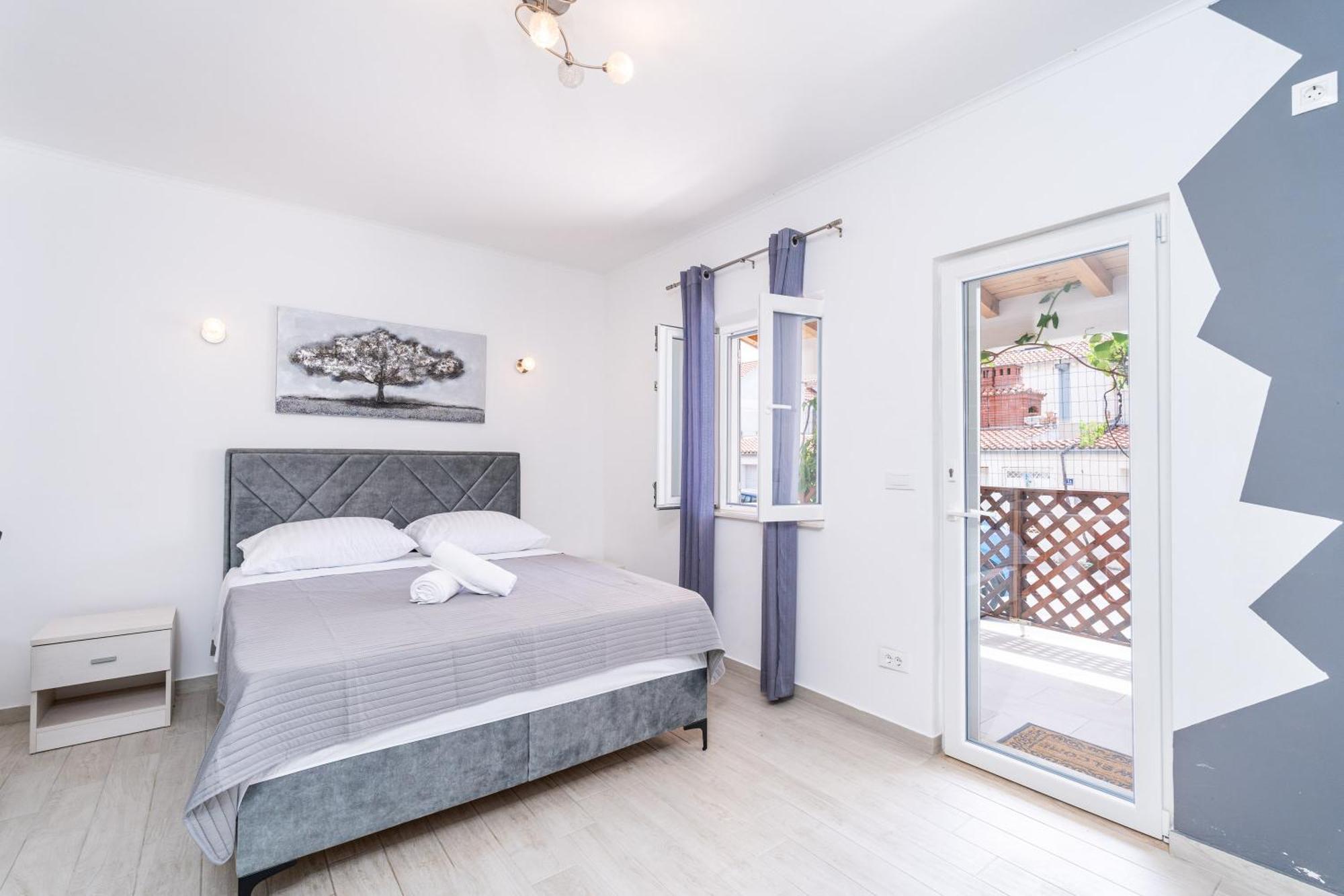 Feather Studio Apartment - Free Private Parking - Self Check-In Dubrovnik Kültér fotó