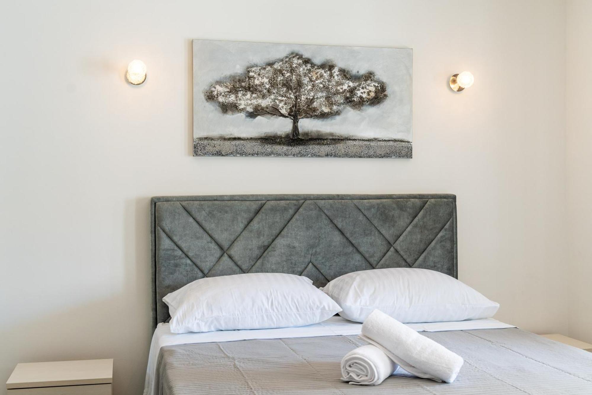 Feather Studio Apartment - Free Private Parking - Self Check-In Dubrovnik Kültér fotó