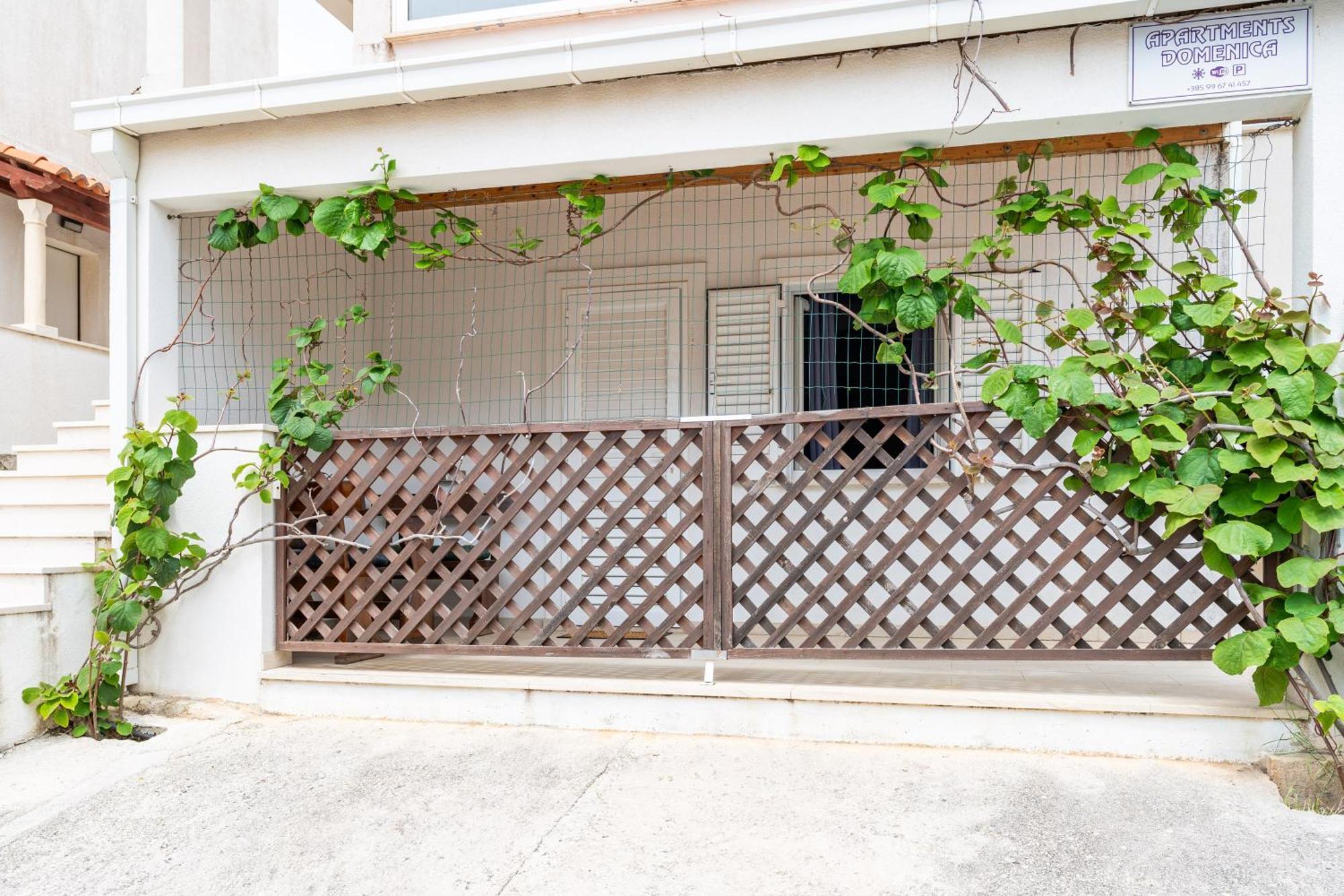 Feather Studio Apartment - Free Private Parking - Self Check-In Dubrovnik Kültér fotó